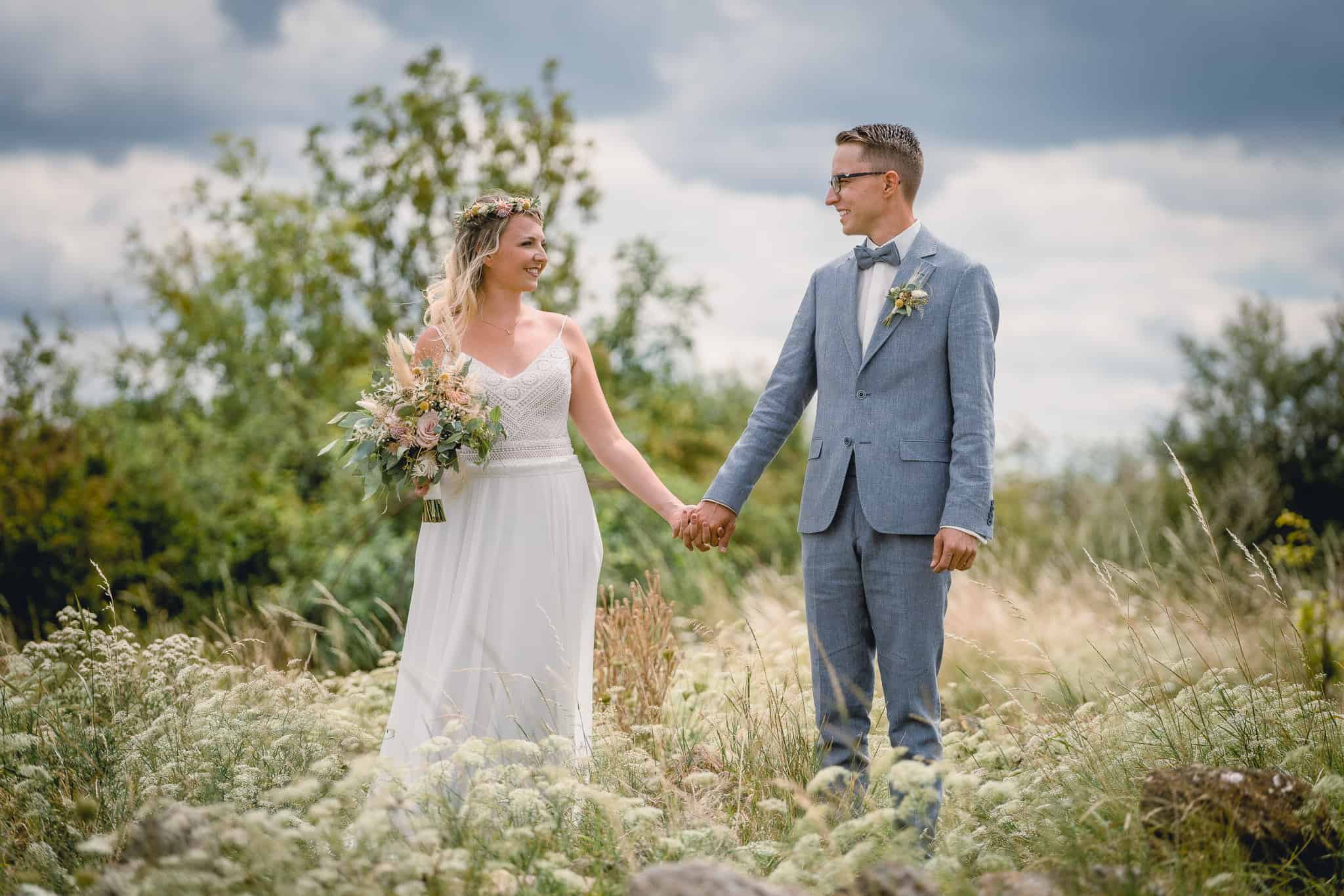 Emotive-Photography_Hochzeit_Mainz_Alzey_Weinberge(38) Rosengarten_Eltville_Alzey_fotograf_Kirchheimbolanden_Jan_Weber_www.janweber.photography